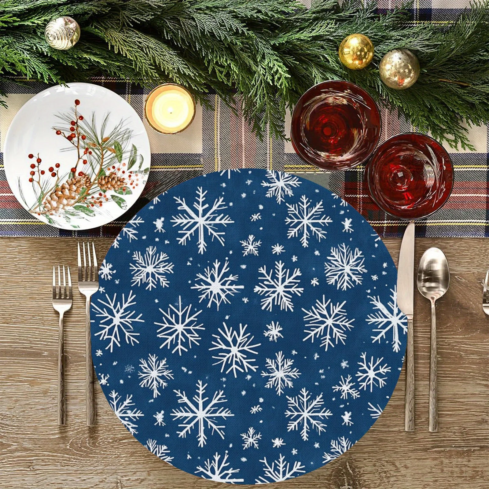 VIKAMA 4PC Nordic Schneeflocke Tischset Dunkelblauer Hintergrund Schneeflocke Weihnachten Familie Dinner Party Dekoration Runde Matte