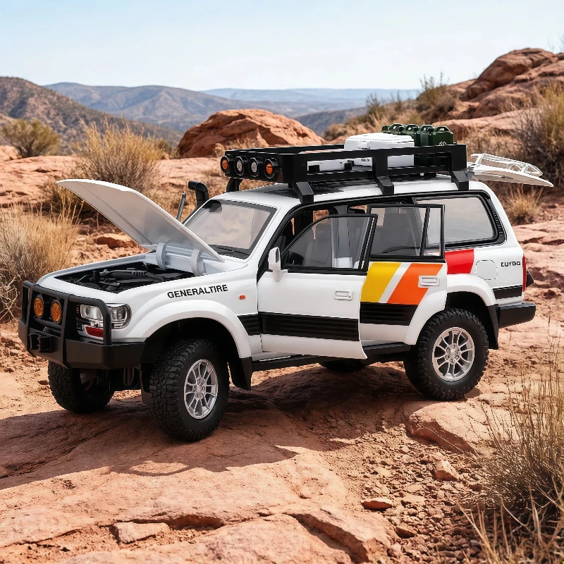 Land Cruiser LC80 1:24 Scale Alloy Car Model Pull Back Sound Light Simulation Off Road Vehicle Boys Toy Desktop Ornament