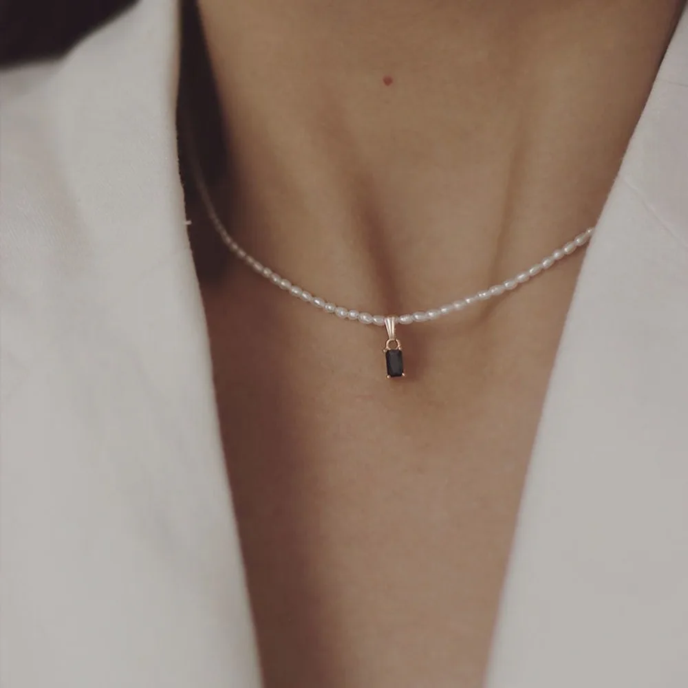 3Mm Small Rice Grain Pearl Handmade Vintage Black Zircon Pendant Necklace Collarbone Chain for Women