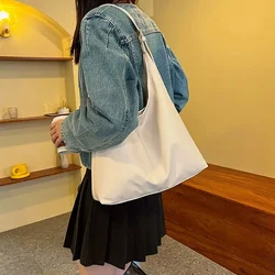 1pc Retro Commuter Texture Shoulder Bag Fashion Popular Temperament Underarm Bag Tote Bag