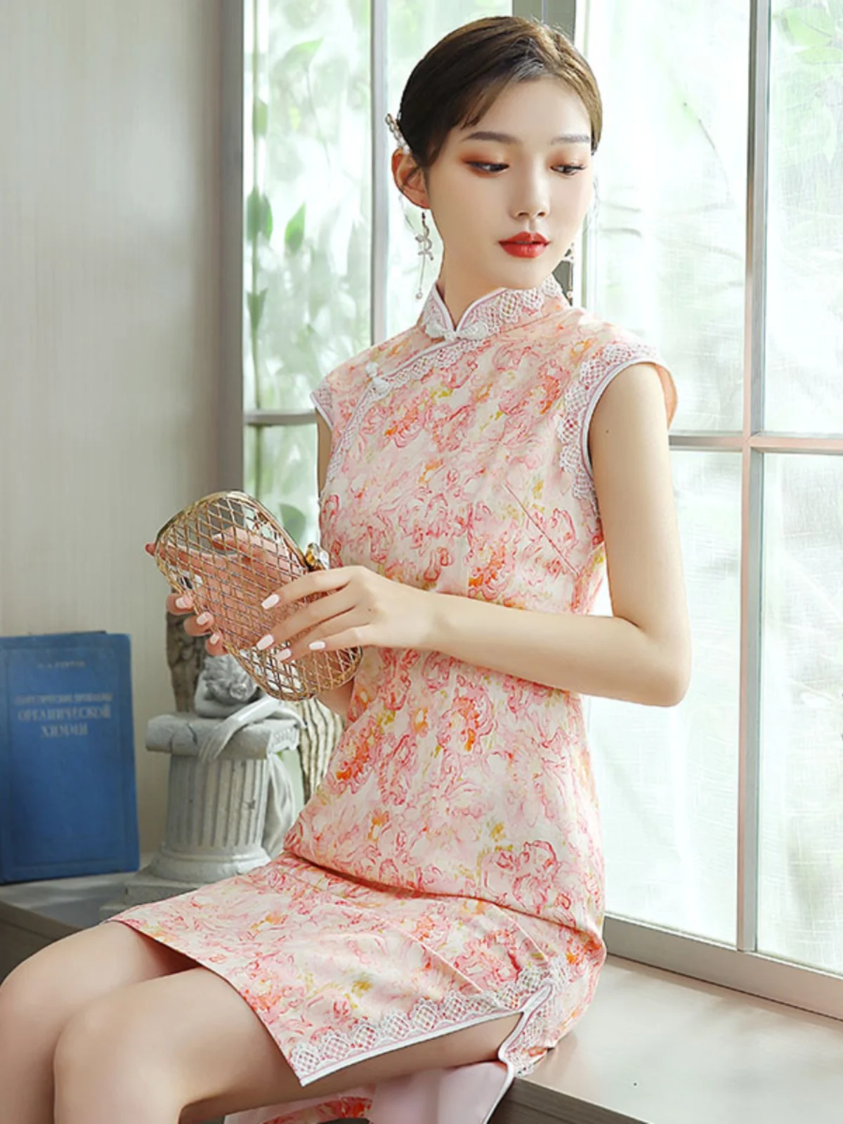 

Шелковая дышащая блузка ручной работы с цветочным принтом, винтажная, с низким разрезом, для повседневной носки, с квадратным вырезом, традиционная китайская...