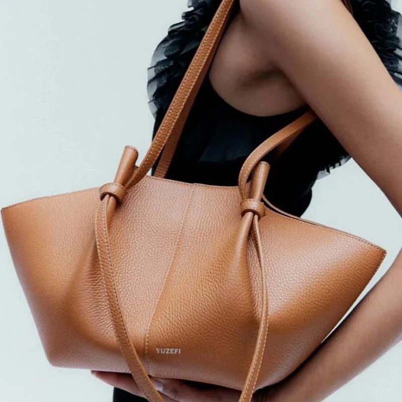 

Women's Shoulder Bag Leather Luxury Design High quality Women's Underarm Bag Solid Color Multifunctional Handbag Large Capacity