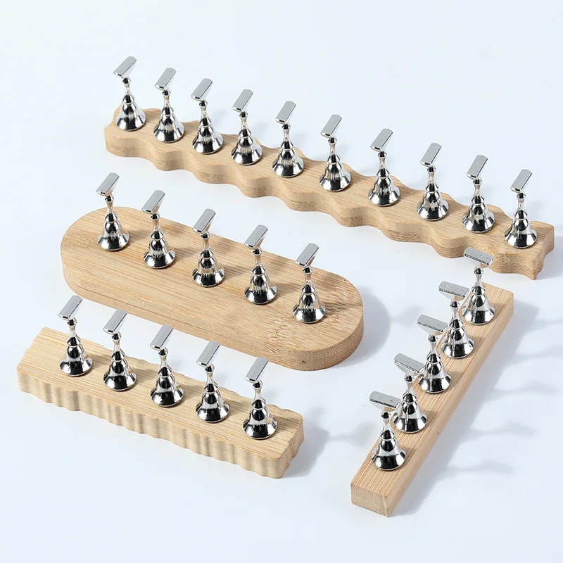 

1pcs Nail Practice Stand False Nail Tips Display Metal Strong Magnetic Display Stand For DIY Wearing Tip Wooden Base Holder Tool