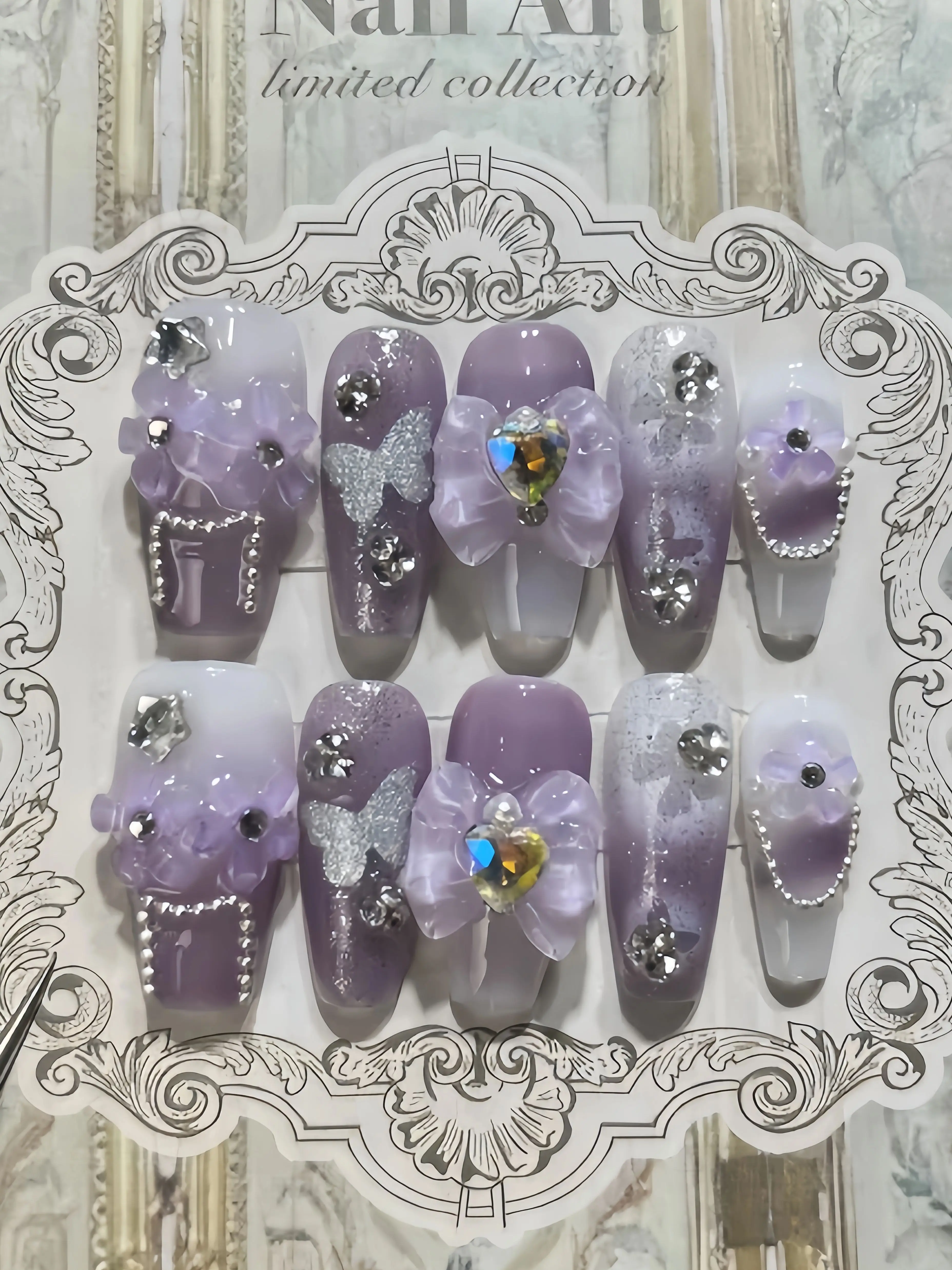 Taro Purple Sweet Cool Style Fake Nails, Trapezoidal Purple Gradient with Tulle Bow, Heart-Shaped Large Rhinestones, Wearable Nails for Dress Photo Shoots, Nail Art Stickers