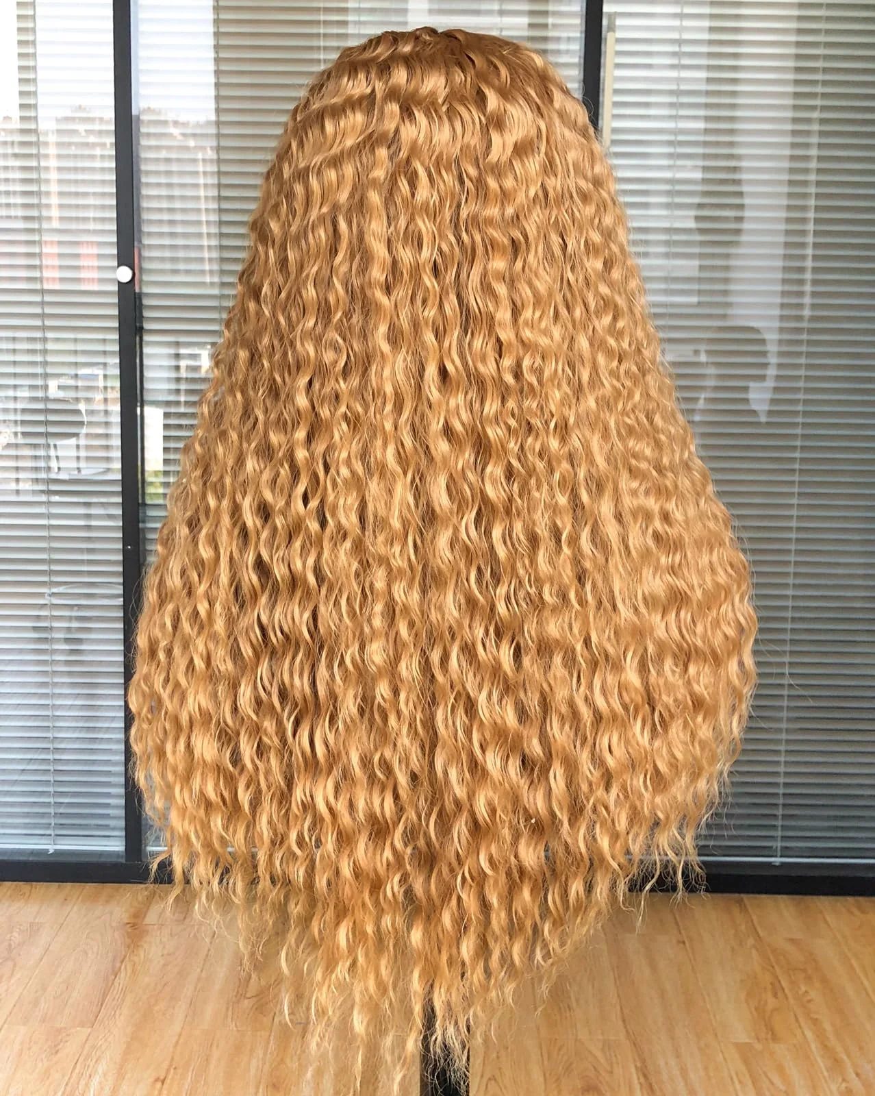 Honey Blonde Human Hair Wig Deep Wave 13x4 Lace Front Colored Wigs for Women Choice 13x6 HD Lace Front Curly Wigs Human Hair