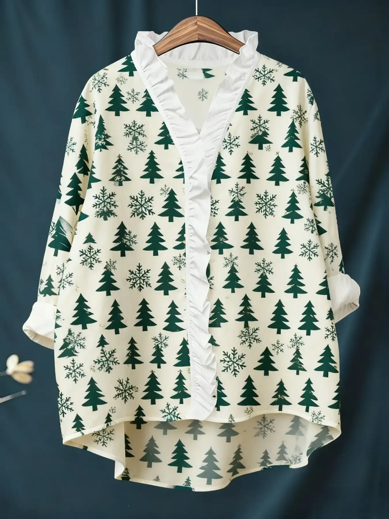 Women's Christmas Digital Printed New Long Sleeve Shirt with Ruffle Collar, Red and white patchwork wreath pattern top