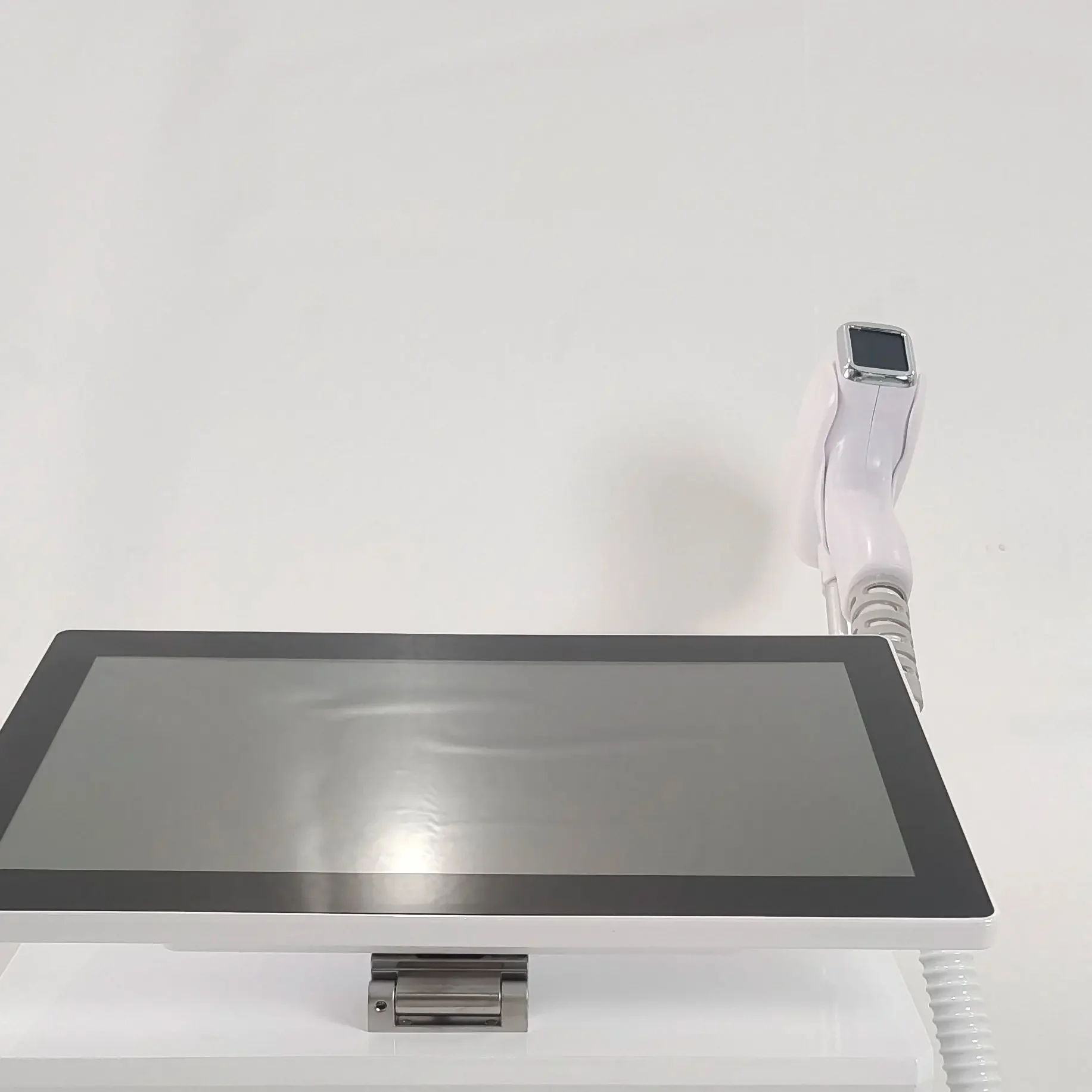 

Лазерный диодный аппарат для безболезненной эпиляции 2025 Pro, 4 длины волны (755нм/808нм/940нм/1064нм), 600-1600 Вт, 60 млн импульсов, сертификат CE