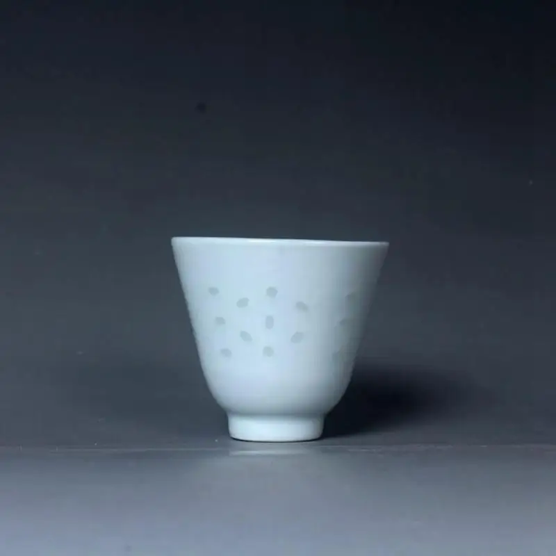 2.1"Chinese Fine Jingdezhen Linglong Porcelain White Glaze 50ML Small Teacup