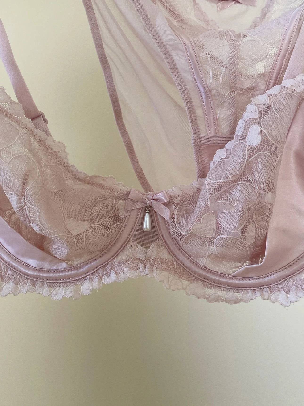 Conjunto de lencería adelgazante de encaje francés, sujetador y bragas sexis de realce, anillos finos de acero ligeros de lujo, conjunto de Control de barriga con realce Sexy YUQI