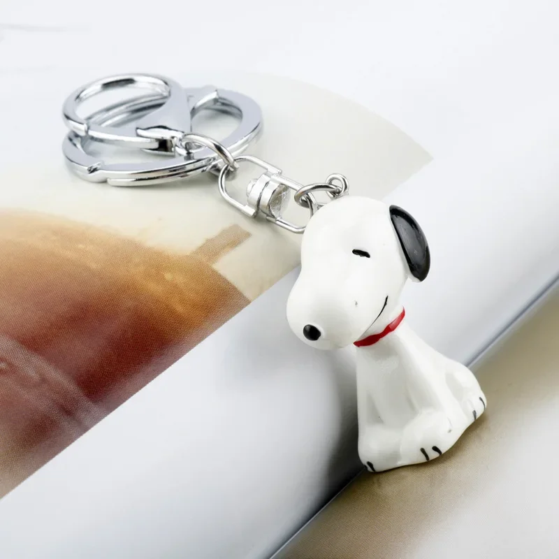 カウaii snoopilloレジンキーホルダー,カップル用,漫画の指輪チェーン,クリエイティブなペンダント,カーバッグ,キーホルダー,アクセサリー,かわいいギフト