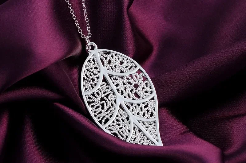 925 Sterling Silver Necklace For Women Leaf pattern Pendant 18 inches Christmas gifts high quality wedding Jewelry