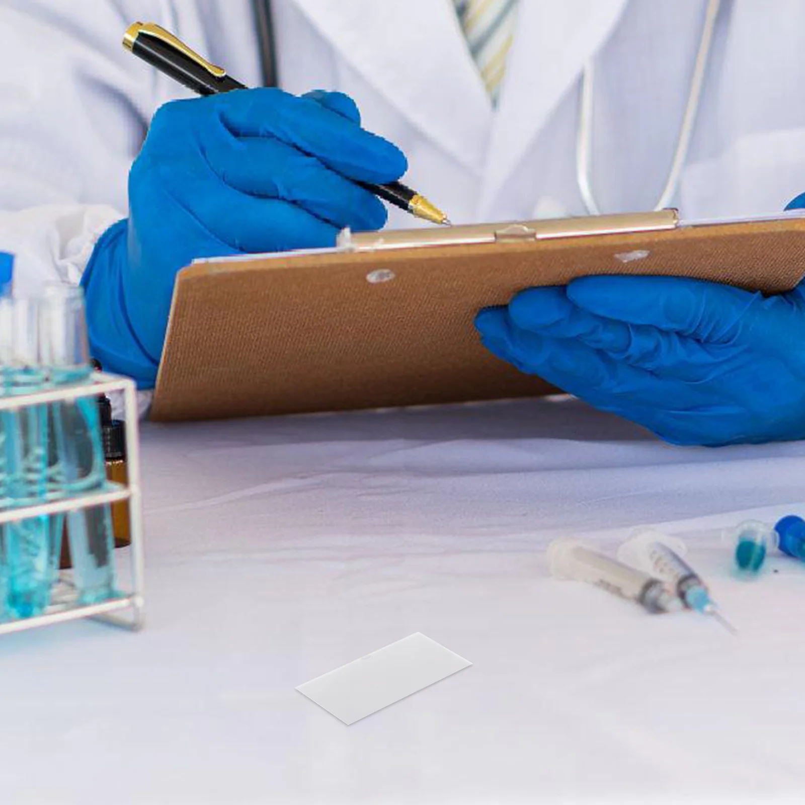 

100Pcs Glass Microscope Slides for Specimens Smooth Edges Clear Observation Laboratory Use Compatible with Various Microscopes