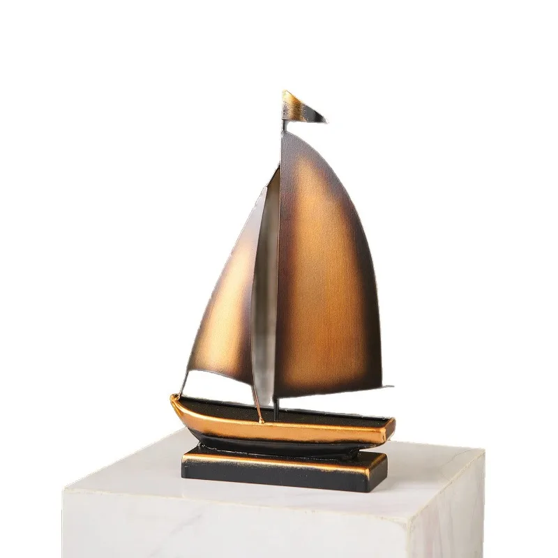 Creative Sail Boat Model Decoration for Living Room, TV Cabinet, Bar, Office Desk, and Luxury Decorations Statues for Decoration