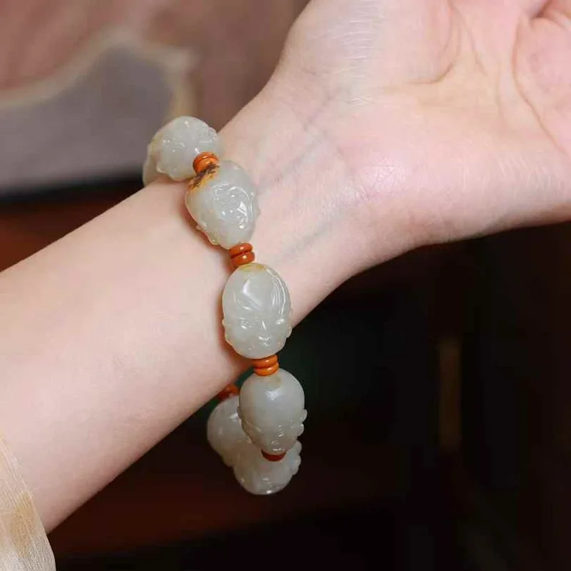Natural Hetian Jade Seed Material Playful Color Eighteen Arhat Bracelet With Certificate