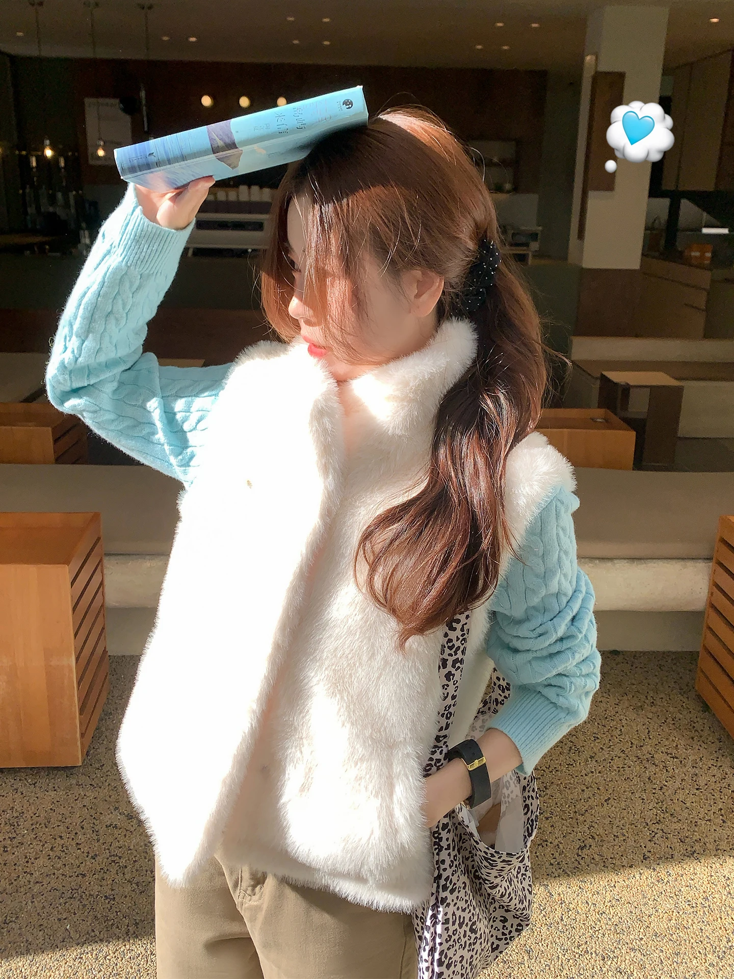 

Корейский белый жилет из меха ягненка, женская верхняя одежда, многослойный топ, повседневный свободный крой, цветной