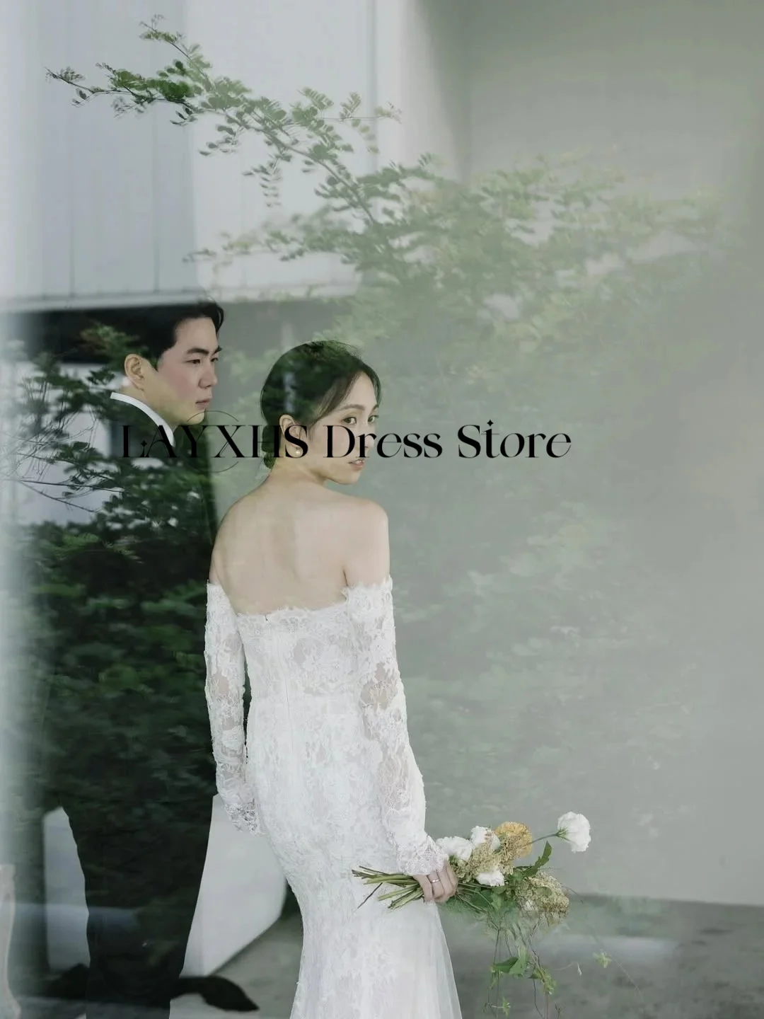 恋人レースアップリケウェディングドレス韓国日本女性のための長袖背中の開いたエレガントなブライダルドレス写真撮影カスタマイズ
