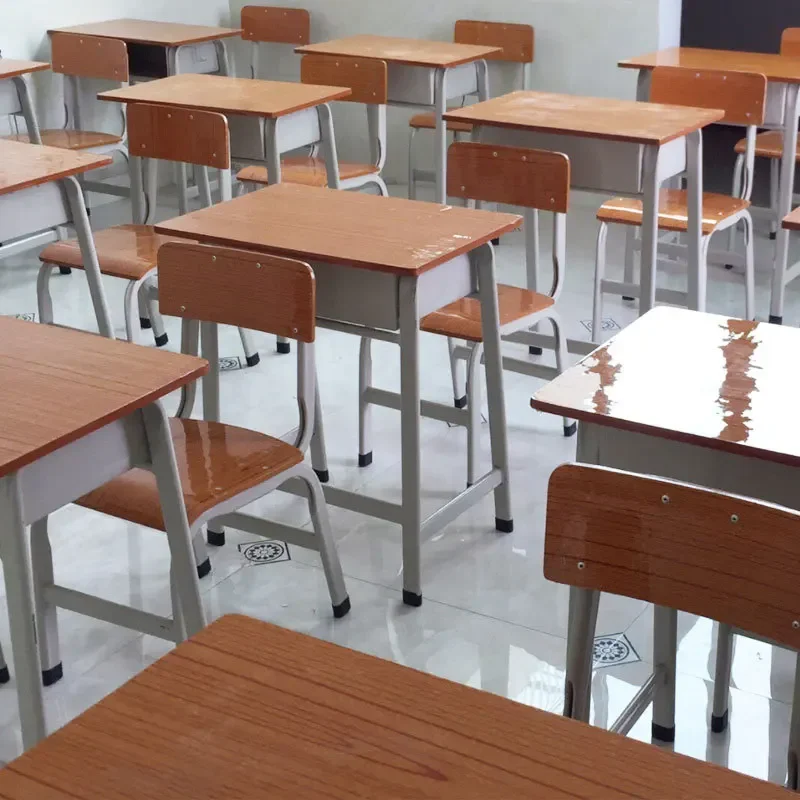 

Cost-effective School Equipment Renewal Single Student Classic Metal Desk And Chair Set For Middle School School Furniture