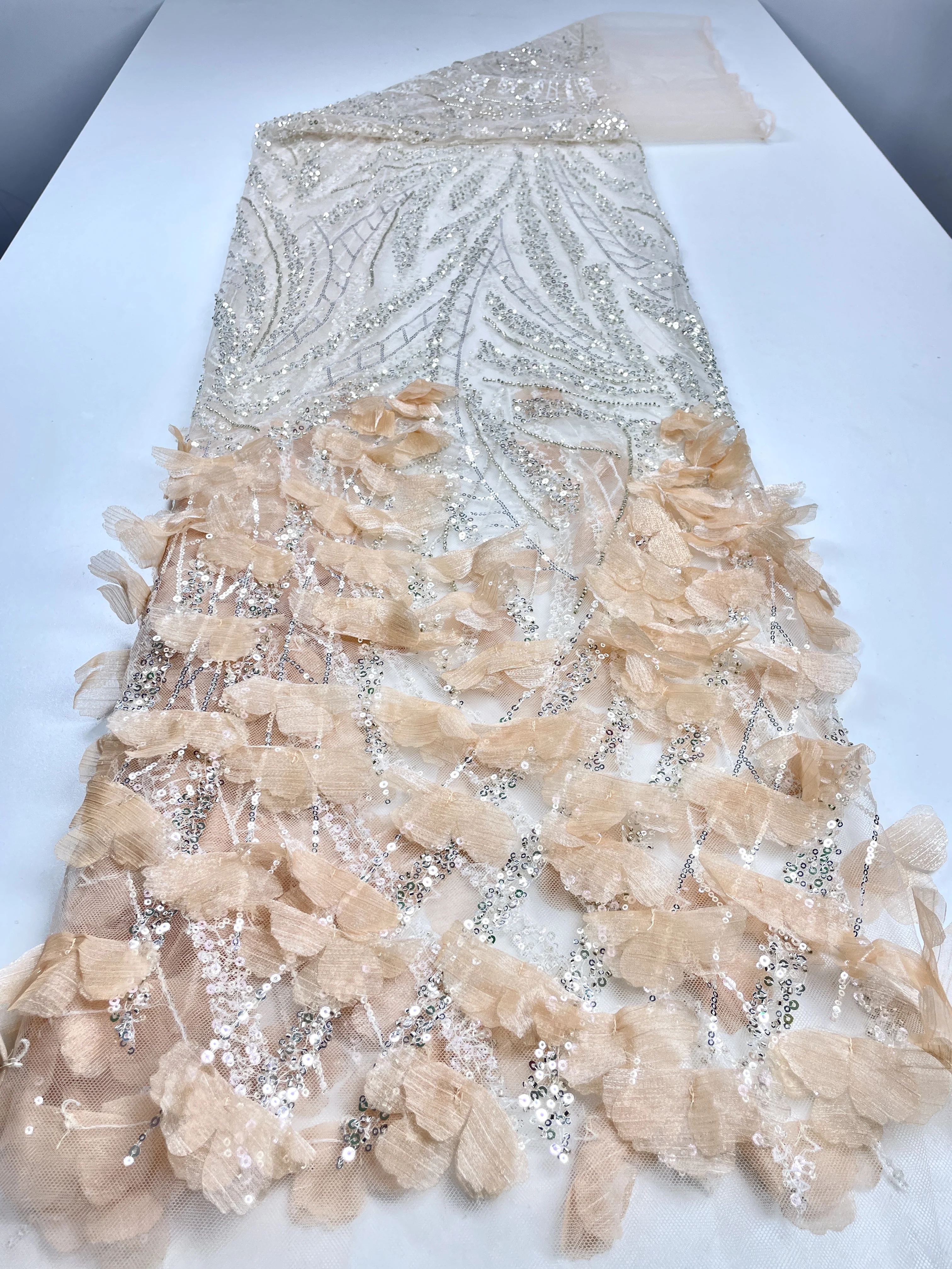Latest African 3D Flower Lace Fabric Embroidery 2025 French Sequins Mesh Lace Fabric Nigerian Tulle Lace For Party Dress