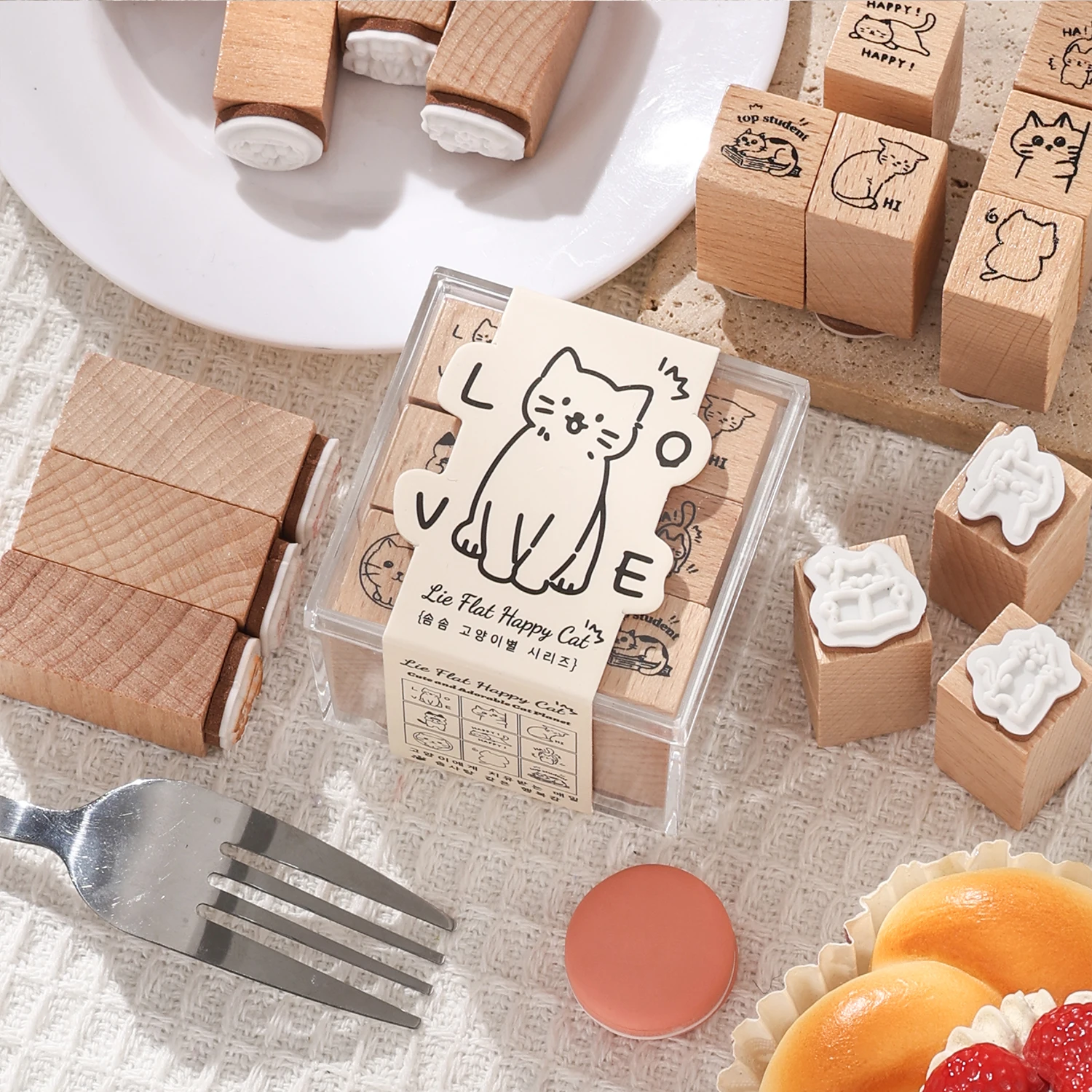9 Pcs Beech Wood Cute Cat Rubber Stamps Set, Cartoon Kitty Wooden Seal for Journal DIY Decoration