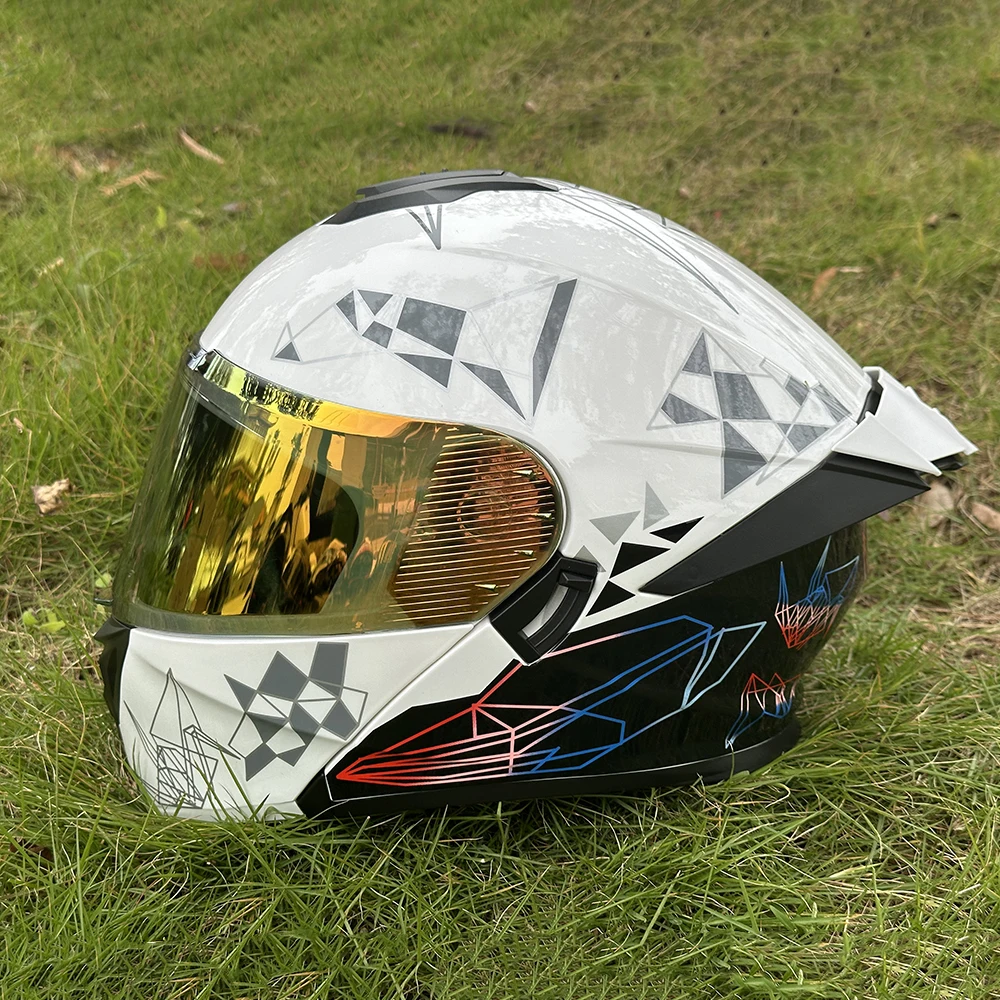 Glossy White Motorcycle Helmet with Geometric Stripe Print in Mecha Style, Dual-Layer Visor Flip-Up Helmet for Men, Full-Face Motorcycle Helmet, Personalized Large Helmet for Men, Suitable for All Seasons, Removable Inner Liner