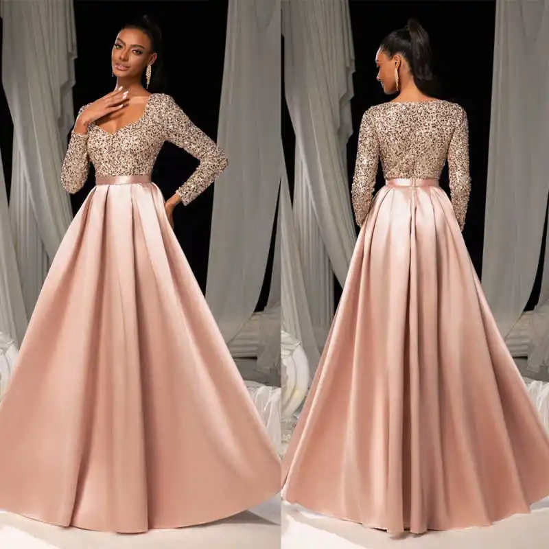 

Exquisite Sheath Gown Prom Dresses Appliques Pink Sequins Lace Party Dresses With Halter Floor-Length Evening Dresses Customized