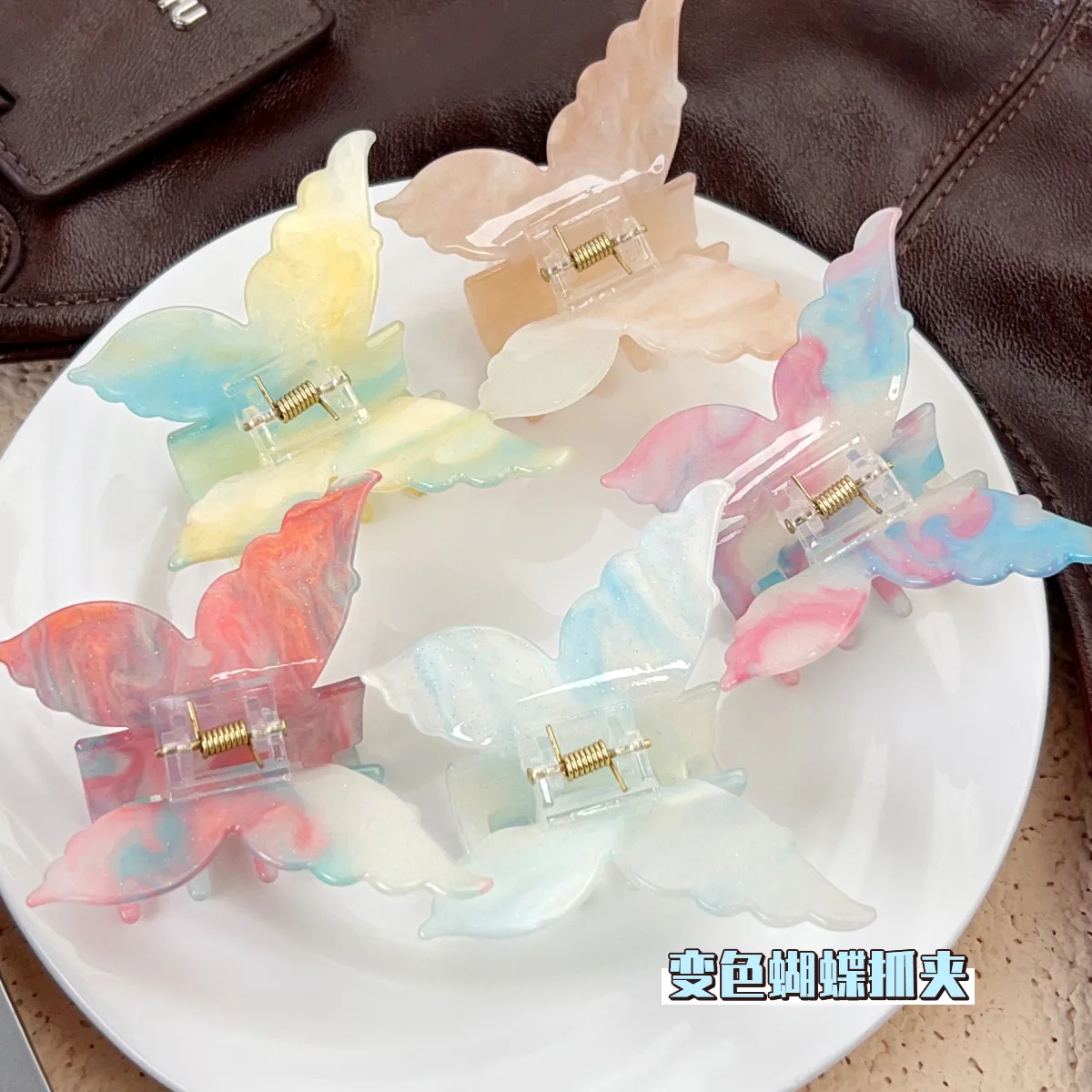 

Color Changing Butterfly Hair Claw Summer Sweet Fairy Crab Hair Clip for Women Girl Shark Clip Hairpin Headwear Hair Accessories