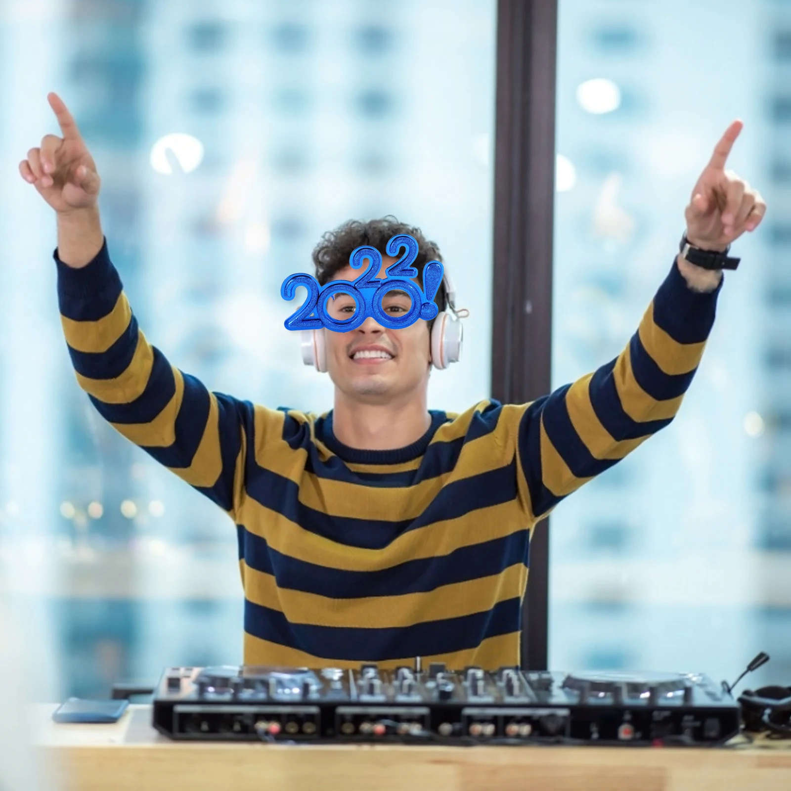 

1Pair Digital Eyeglasses 2022 Number Design Fashion Party Prop Decorative Wacky Eyewear New Year Photo Accessory