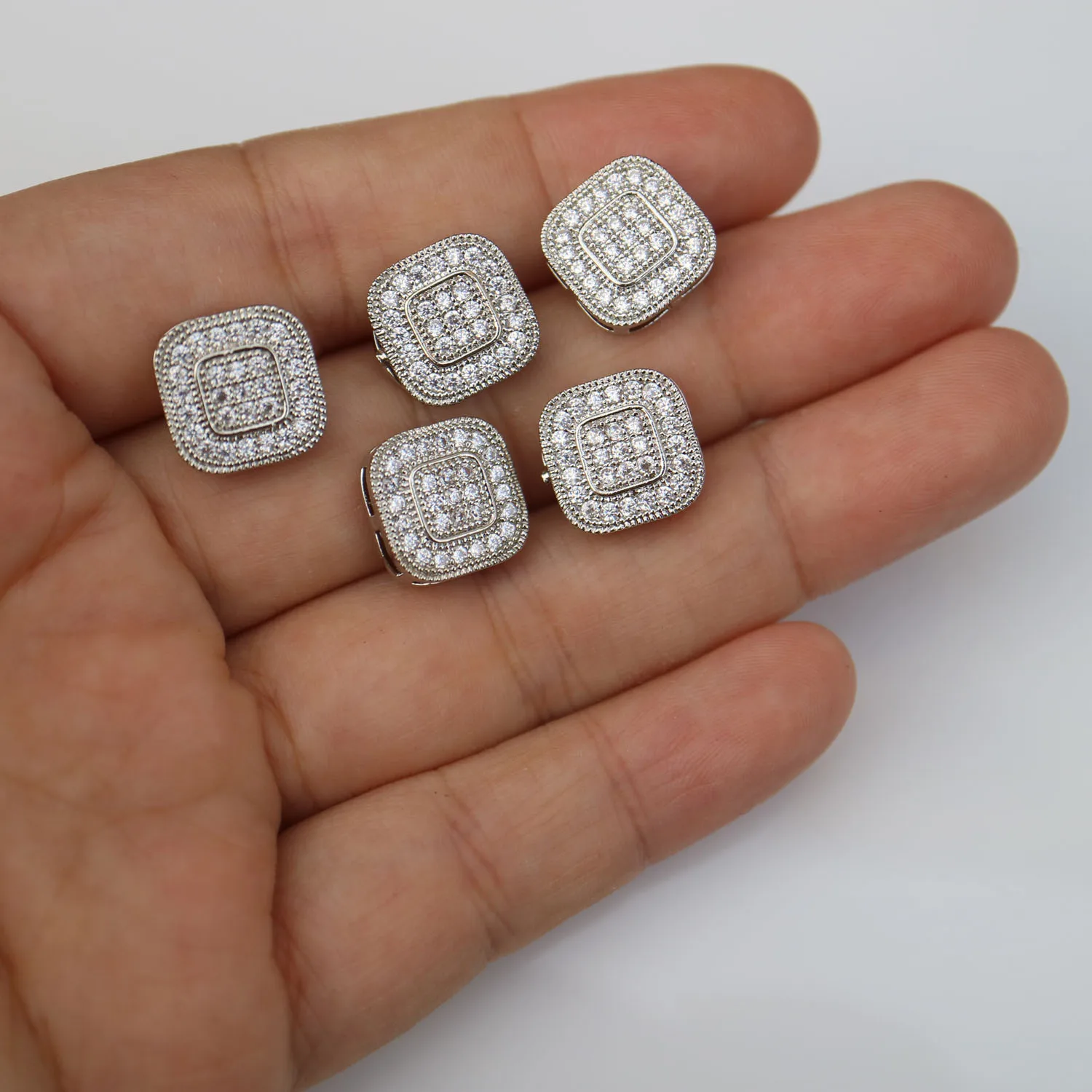 5pc/lot Luxury crystal flower buttons Cubic zirconia button for shirt Decorative CZ sewing buttons for cashmere Knit cardigan