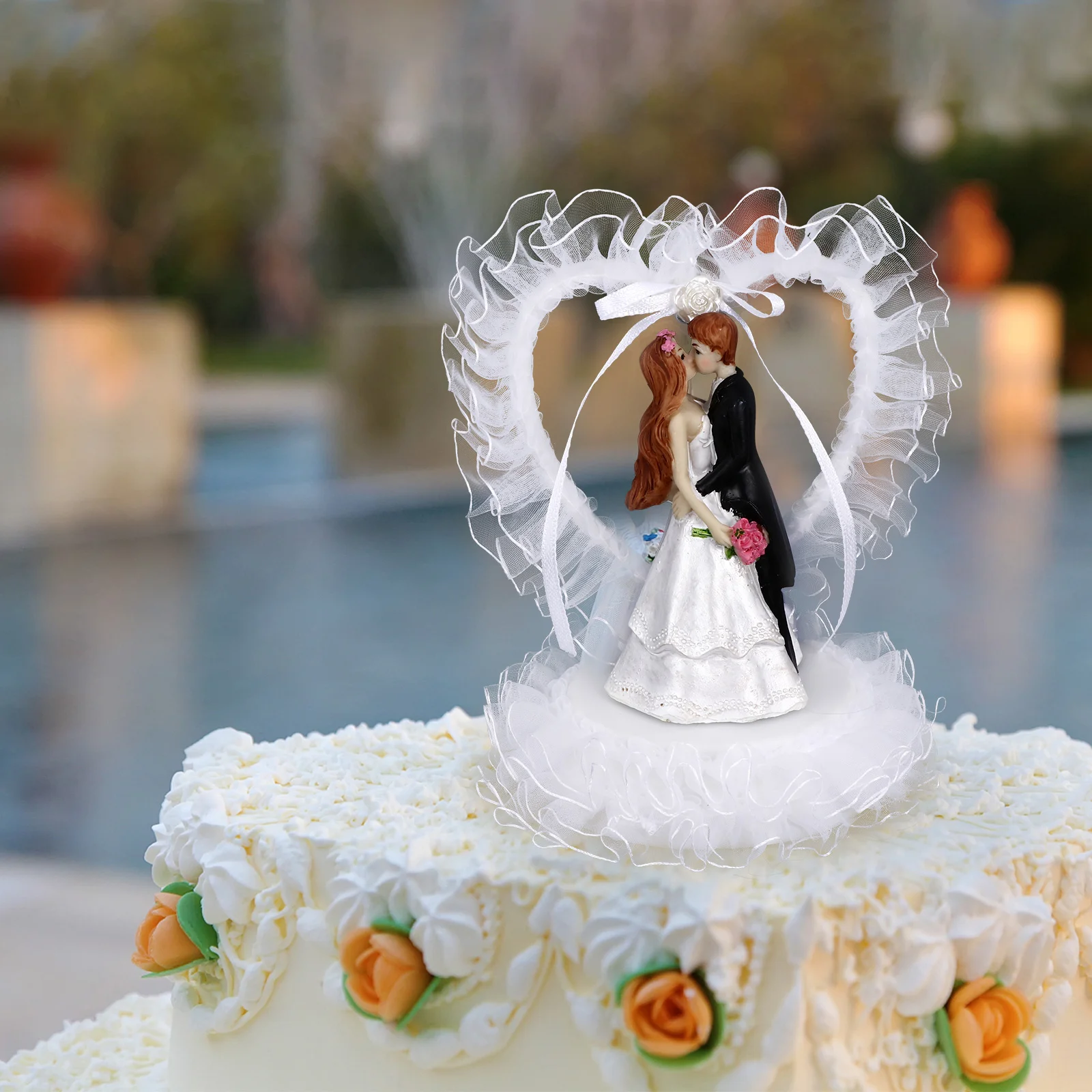 

Bride Groom Cake Toppers Resin Adornments Heart Shape Gauze Wedding Decor Dessert Table nament Black Man Fine Workmanship