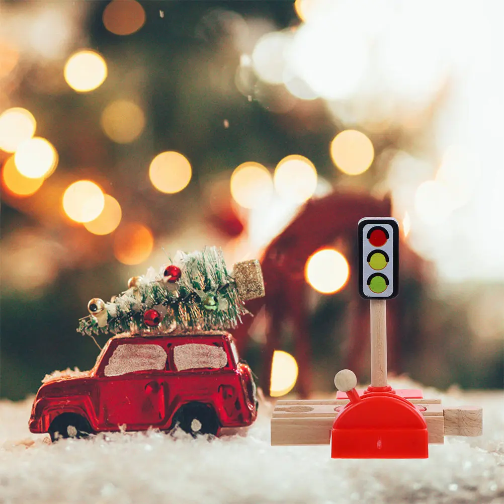 

1Set Wooden Train Track Accessories Cute Road Block and Gas Station for DIY Scenes Rotating Handle Control Fine Motor Skill
