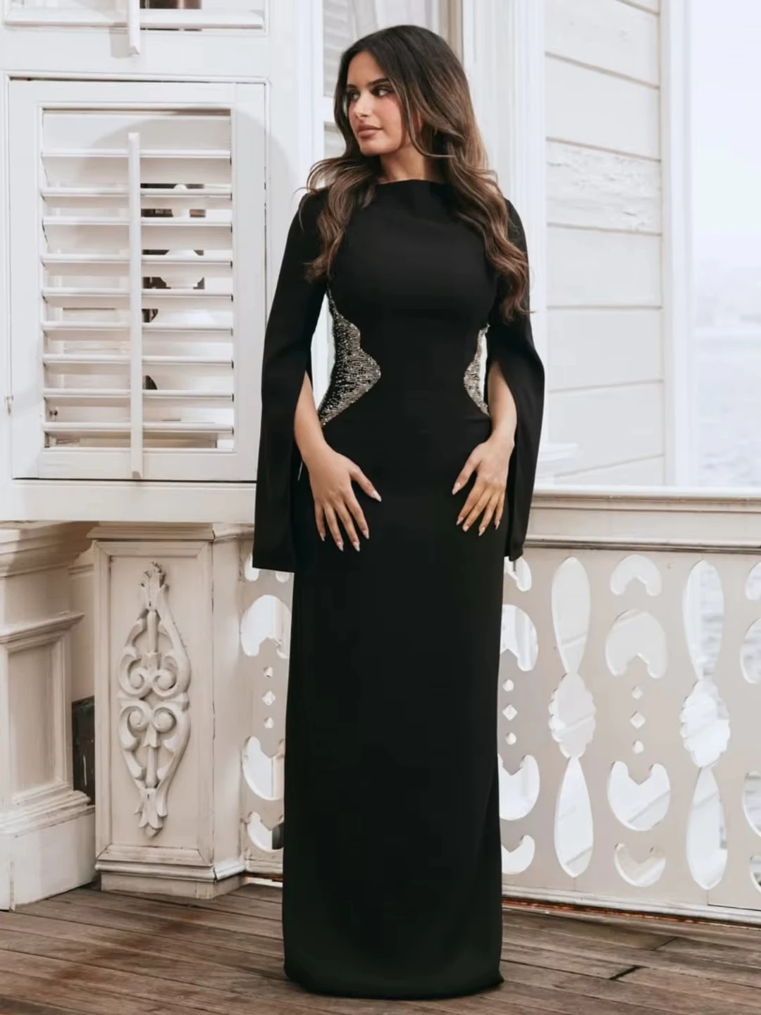 Saudi Arabia Prom Dresses O-Neck Beadings Floor Length Customized  Sheath Long Sleeves Evening Dresses Party Dresses Crystals