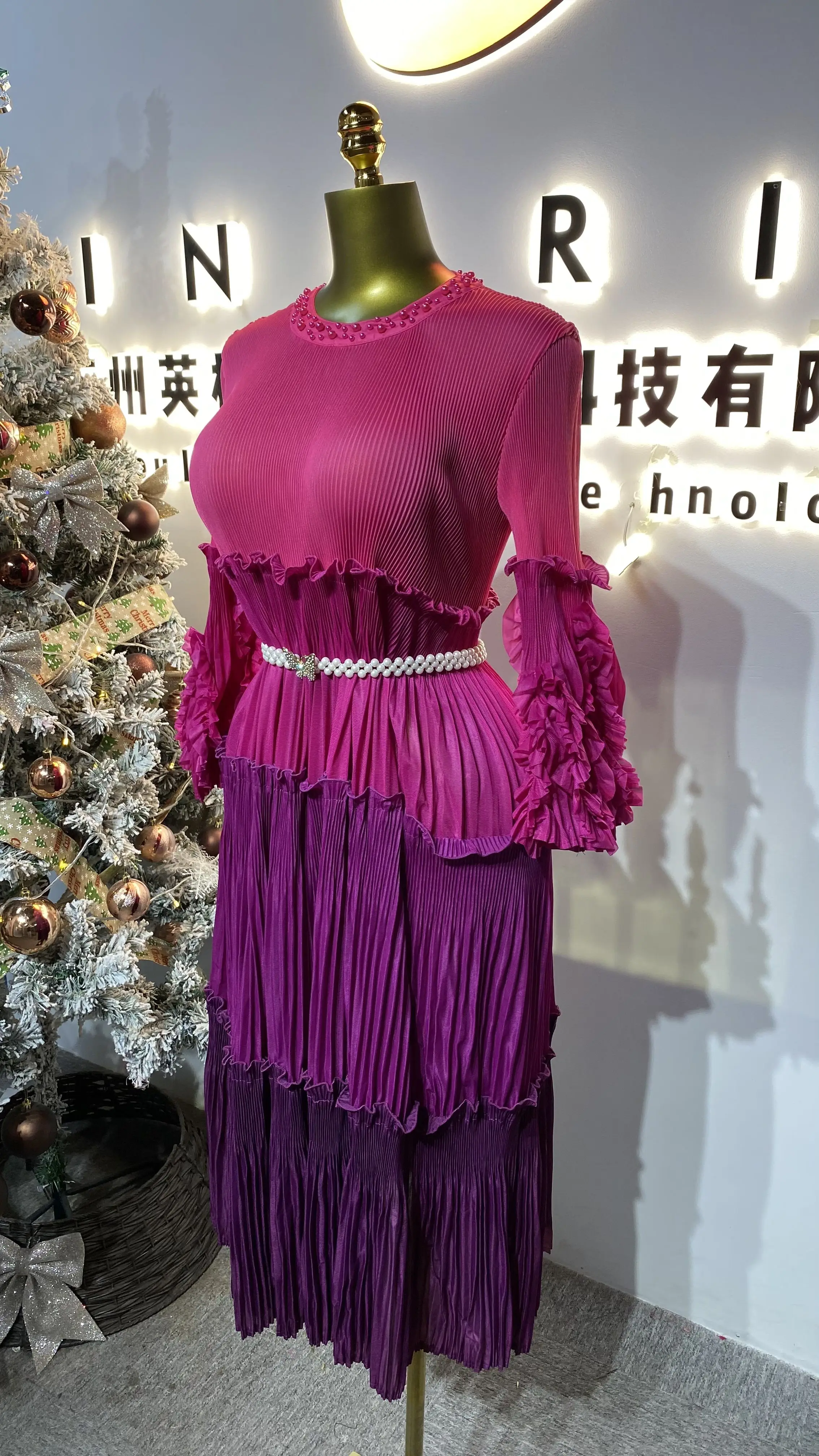 2025 New Plus Size Gradient Pleated Print Casual Dress-GZXX160