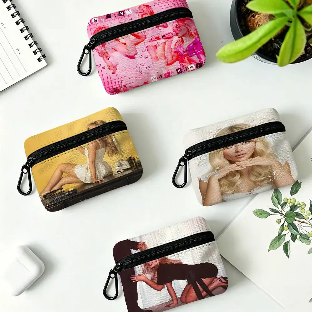 Singer S-Sabrina Carpenter White Oxford Cloth Zipper Coin Purse Lightweight Hanging Key Pouch Card Holder For Daily Use