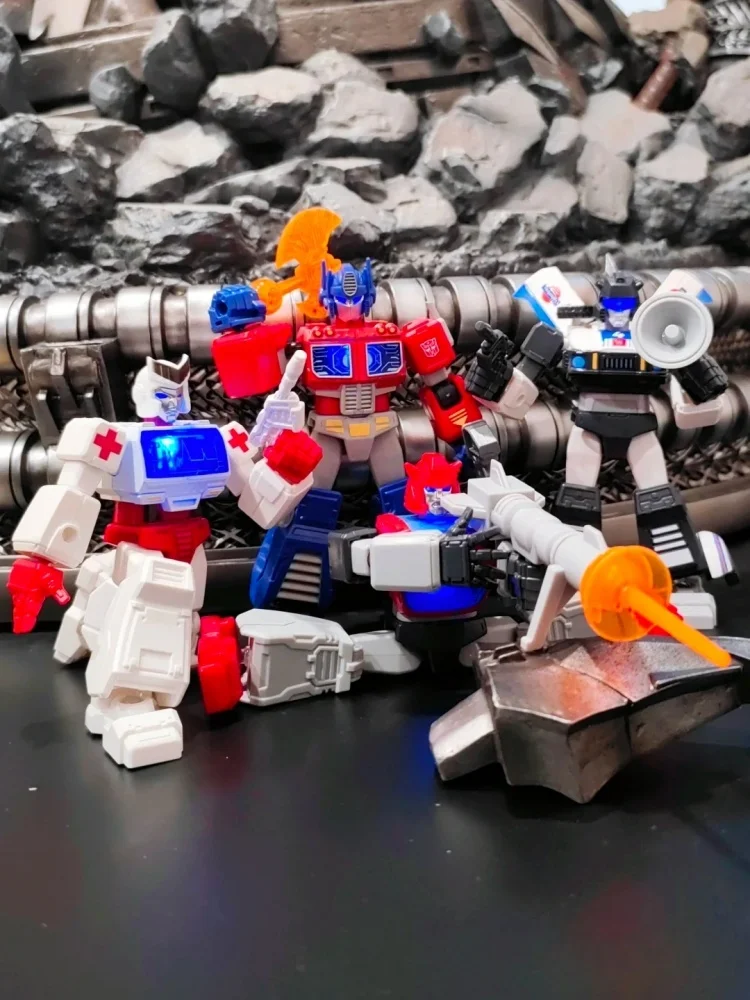 Original Transform Animation Movies Peripheral Toys Shining Series NO.1 Soundwave Luminous Movable Model Figure Collection