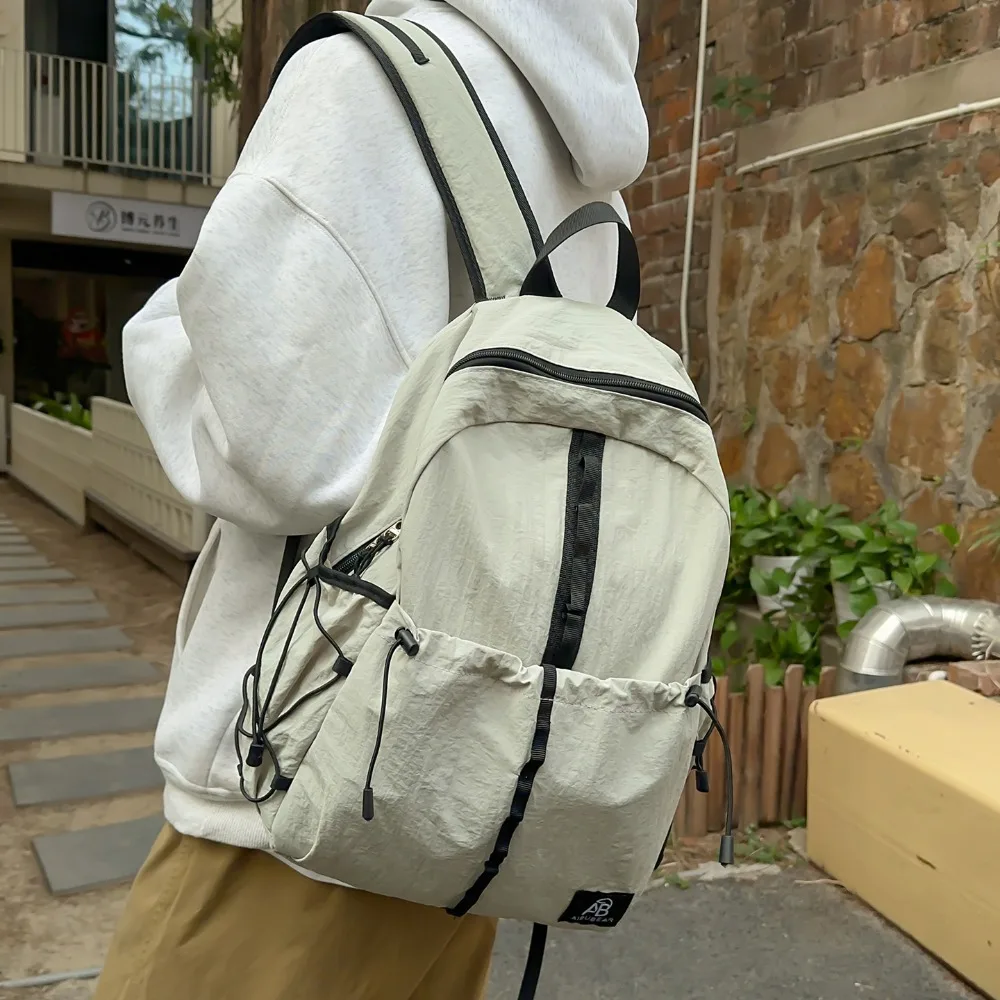 

Ultra-light Niche Design Backpack Student Class Schoolbag Summer No Versatile Fashion Commute Versatile Travel Multi-function