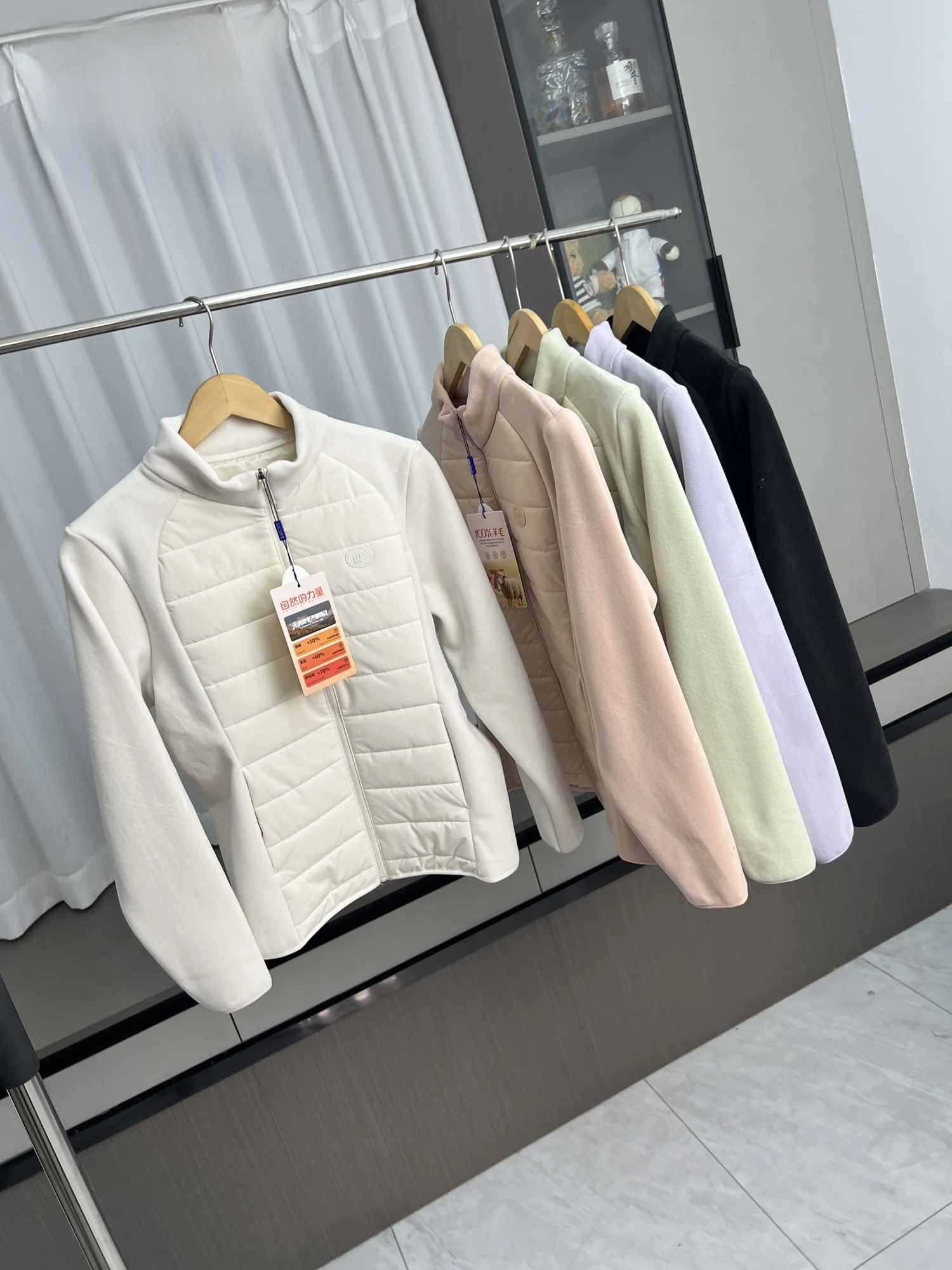 

Женское приталенное хлопковое стеганое пальто с длинными рукавами для осени и зимы: теплое, дышащее, модное, молодежное