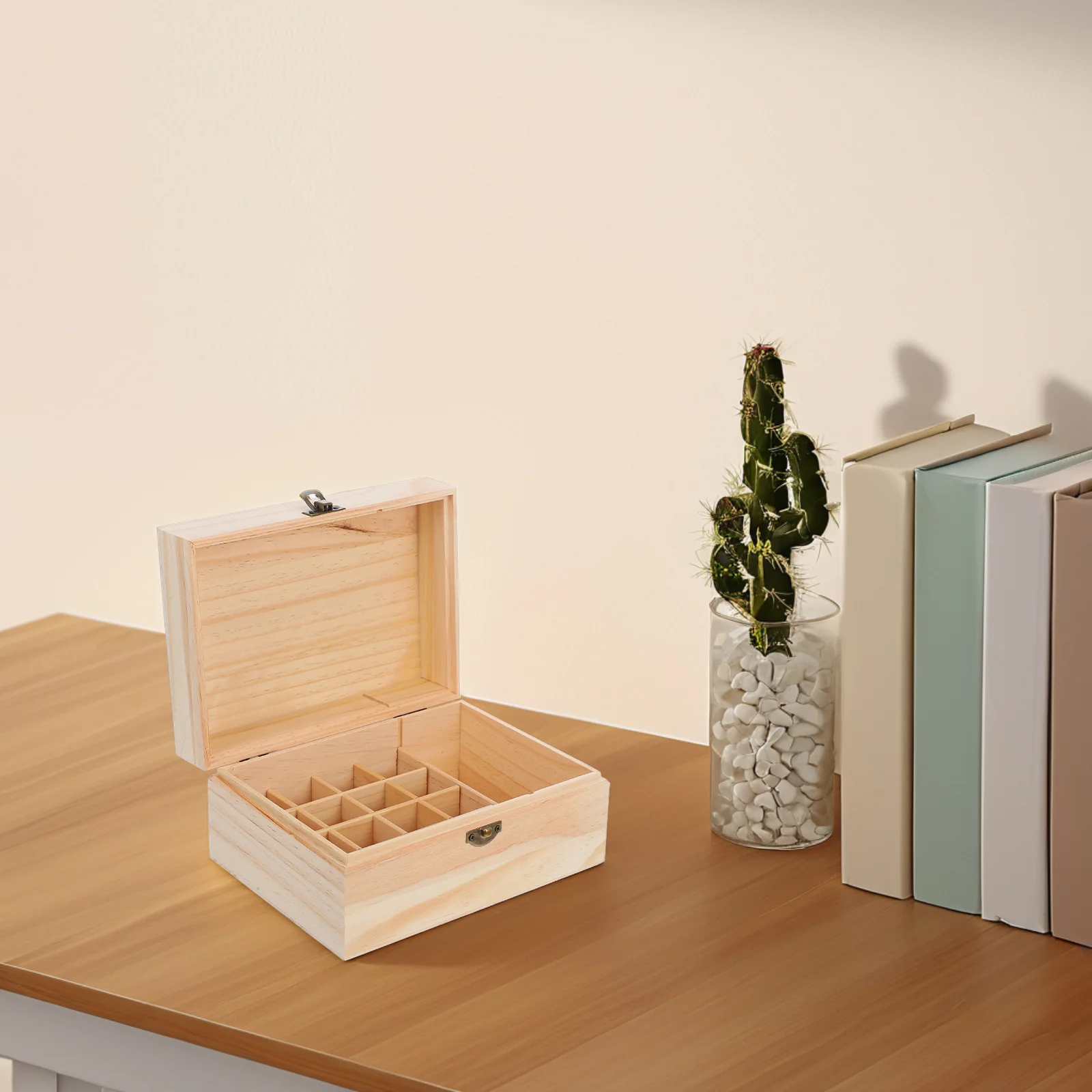 Рисунок 6 - Деревянный ящик для хранения эфирных масел