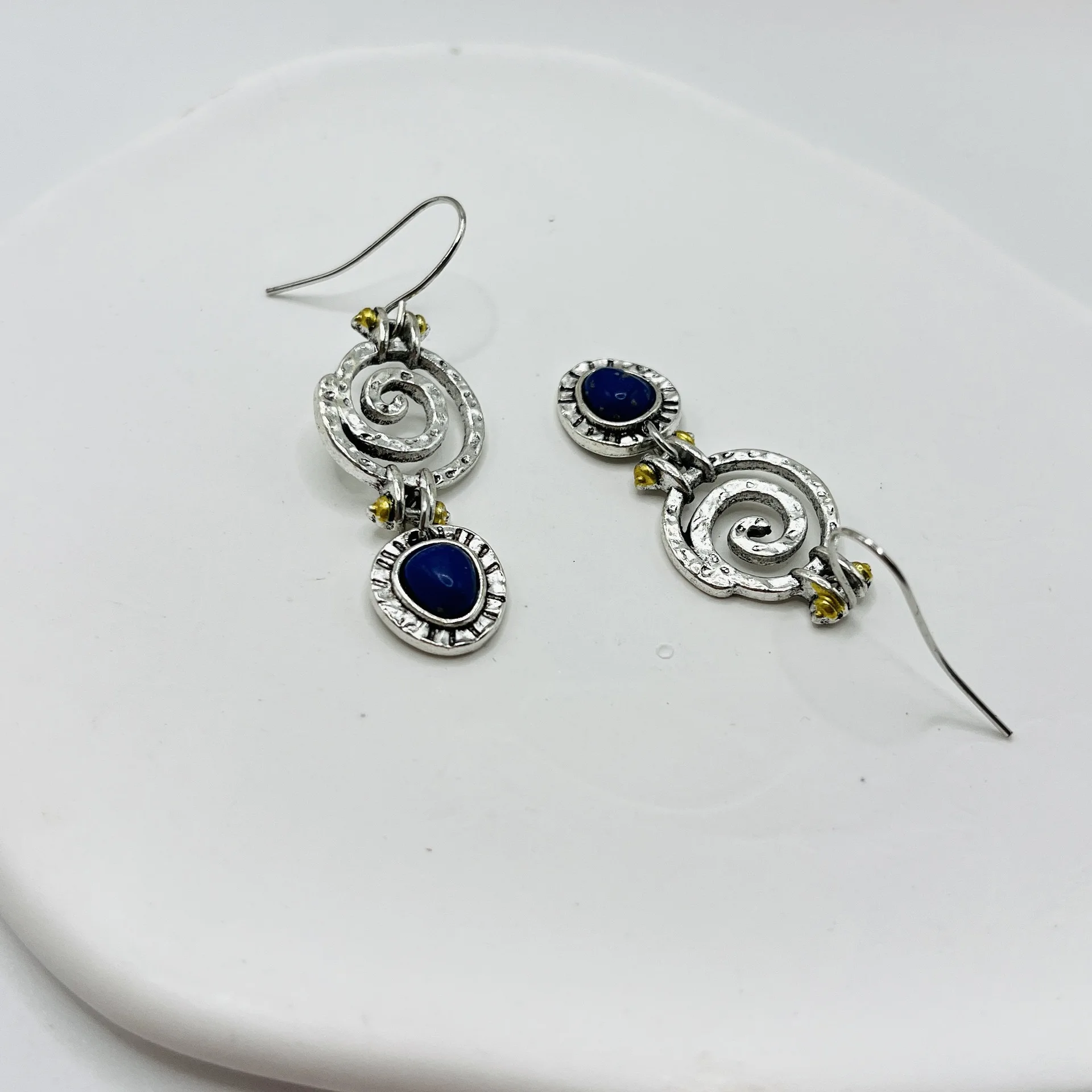 Boho Dangle Earrings Blue Spiral Hollow Stone Antique Tribal Jewelry Women Ethnic Earrings Swirl Antique Silver Color