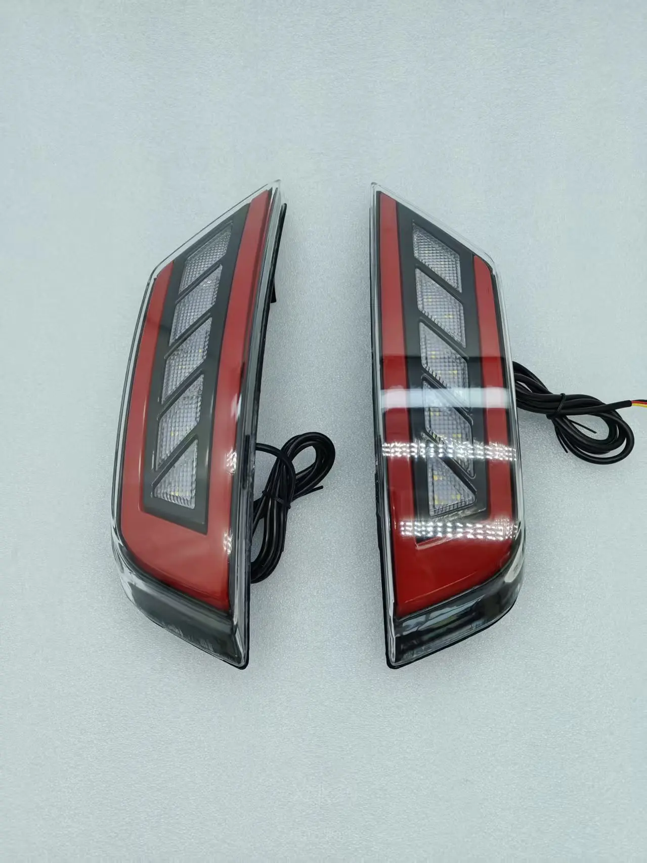 

For Ford Fox 2 MK2 Hatchback Ecosport Escape Kuga 2009 - 2020 Rear Signal Fog Light 2 LED Rear Bumpers