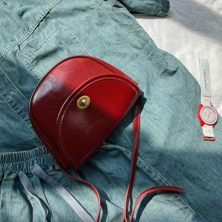 جديد ريترو أحمر داكن الوجه الأعلى حقيبة كروسبودي شبه دائرية رفرف حقيبة بولي Leather جلد صغير السرج حقيبة الهاتف محفظة نسائية للعملات المعدنية أحمر الشفاه حقيبة المرأة