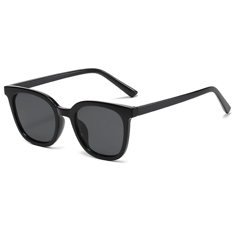 New Unisex Rectangle Vintage Sunglasses Fashion Design Retro Sun Glasses Female Lady Eyeglass Cat Eye Goggles UV400 Eyewear