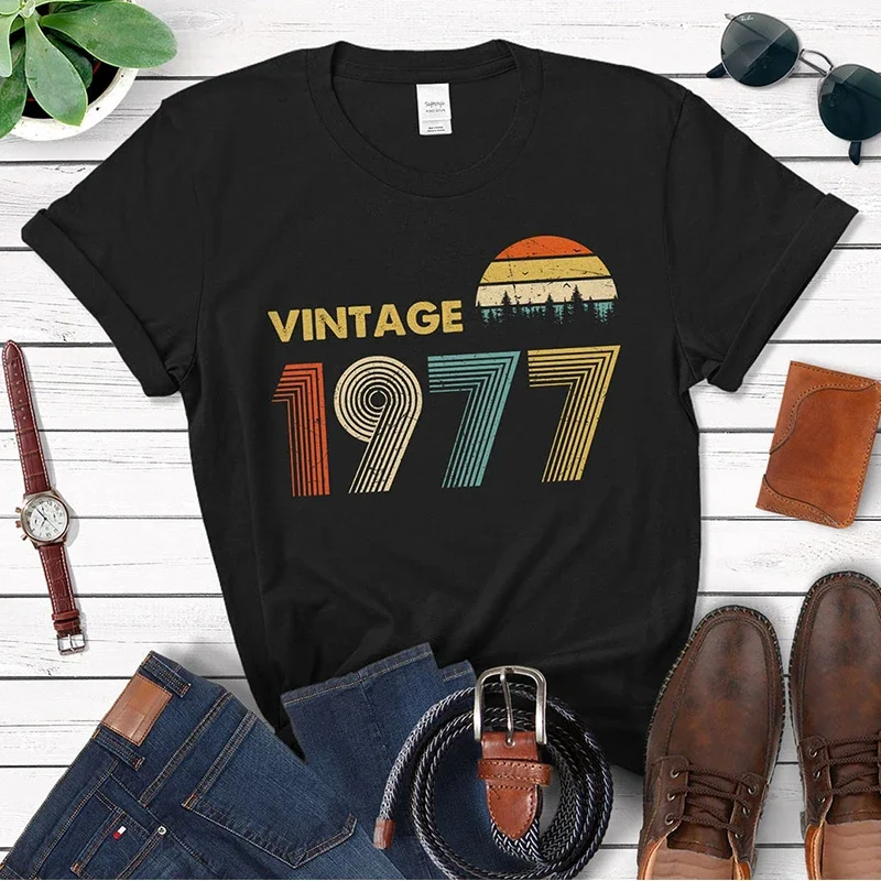 Vintage 1977 Sunset Women Clothes 47th 47 Years Old Birthday Graphic Tee Unisex Tshirt Mother's Gift Wife Clothes T Shirt Tops