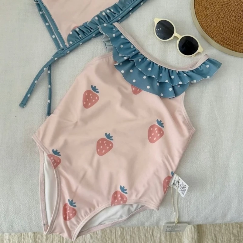 

2026 Summer New Girls' Strawberry Big Polka Dot One-piece Quick Drying Cute Design Swimsuit