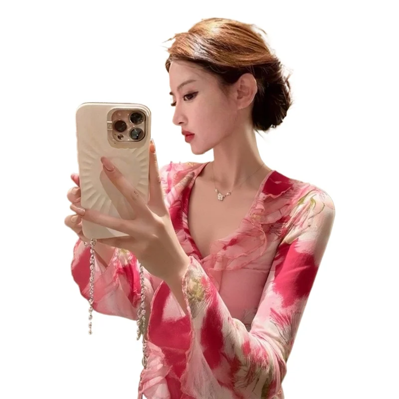 

Korean Atmosphere, Winter Light Mature Royal Sister, Niche Non-collision High-end Sense of Giant Good-looking Dopamine Pink Top