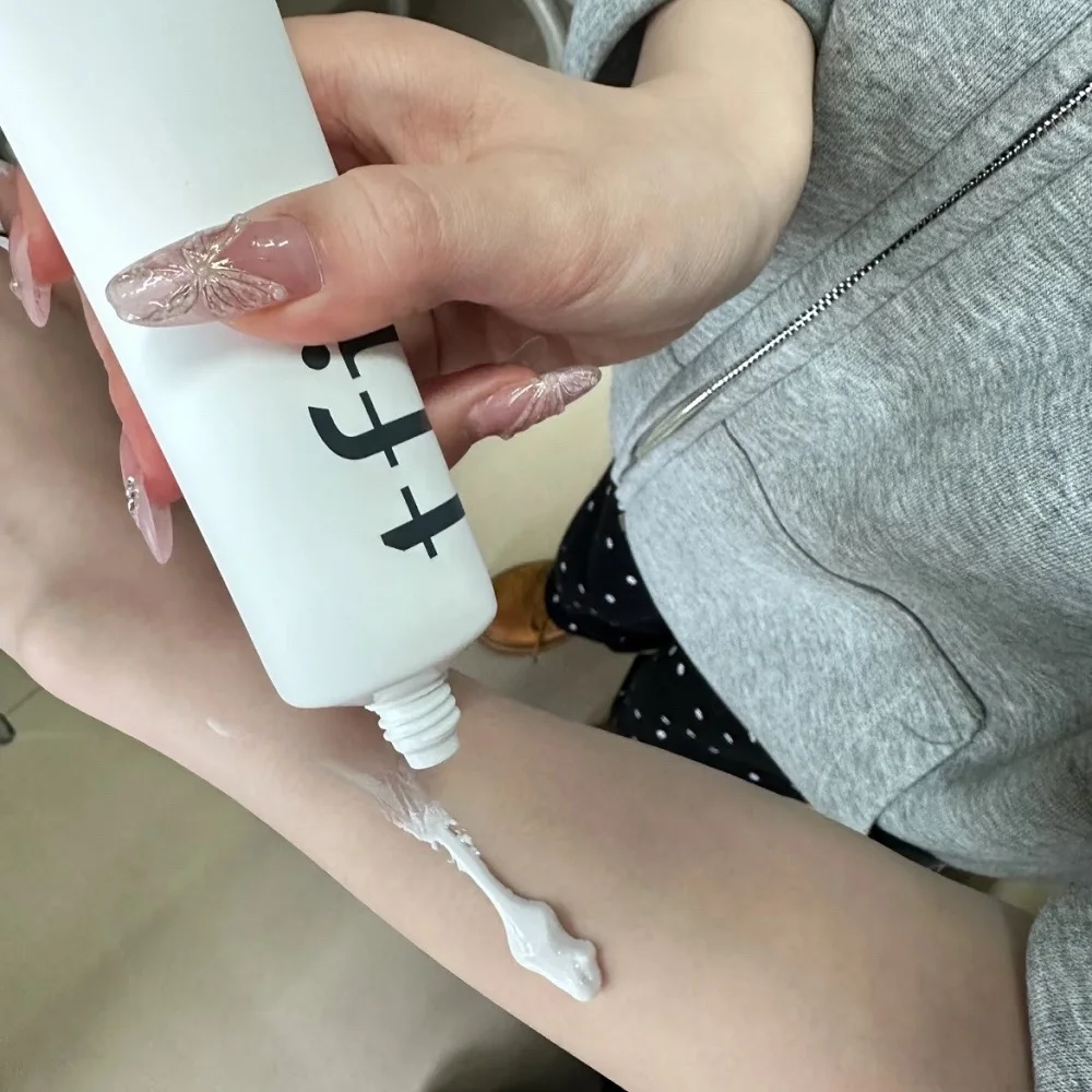 Corea TFIT Fondotinta per trucco viso Crema Primer Copertura dei pori Fondotinta per la correzione delle occhiaie schiarente e levigante