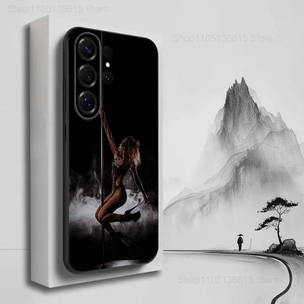 حافظة لهاتف سامسونج S25، S24، S23، S22، S21، S20، S10، S9، Ultra، Plus، Lite، FE، غطاء أسود من السيليكون الناعم