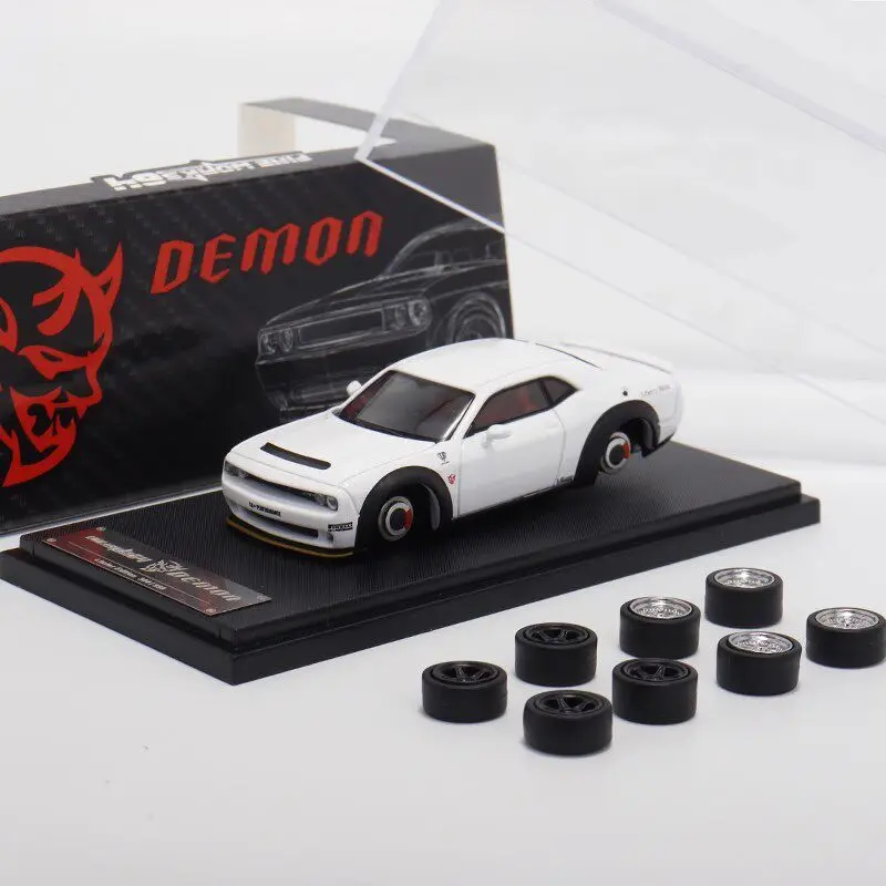 

Fine works 1:64 Hellcat SRT Demon Alloy Car Diecasts & Toy Vehicles Car Model Miniature Scale Model Car Toys For Children