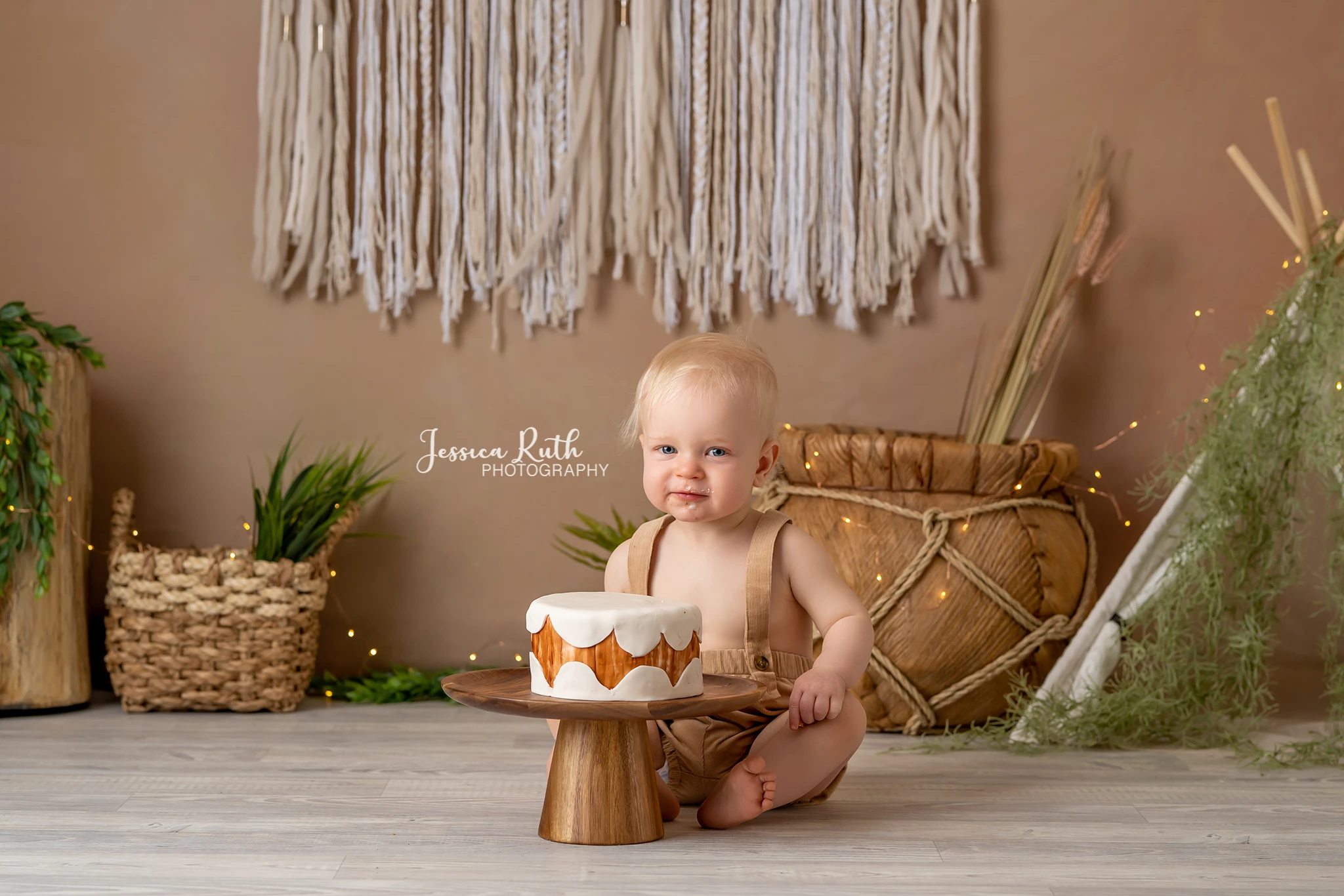 

Bohemian Village Backdrops Kids Baby Cake Smash Photocall Decors Child Photocall Brown Curtain Photo Backgrounds