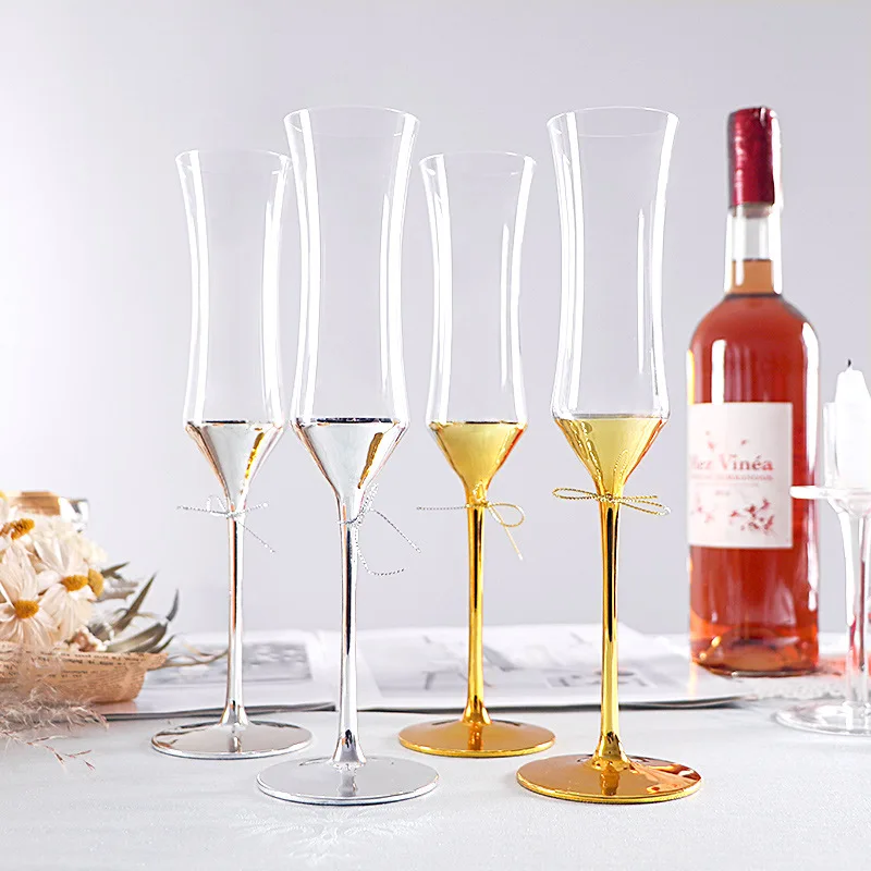 

Love knot Champagne Cup-to-Cup Gift Wedding Crystal Glass Cup Gift Hand-to-hand Wine Set