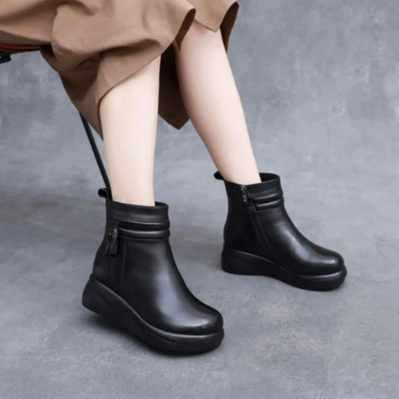 

2025 Waterproof Women Snow Boots 100% Genuine Leather Natural Wool Fur Platform Ankle Boots For Women Winter Warm Shoes